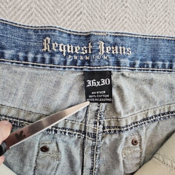 Request Jeans Men's 36x30 Embroidery Studded Pockets Feathering Straight EUC - Picture 11 of 14
